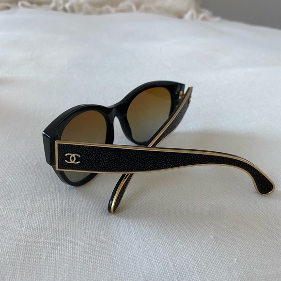 CHANEL Accessories - Chanel sunglasses with original lenses, packaging, and case